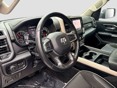 Used 2022 RAM 1500 Laramie AWD/4WD image 9