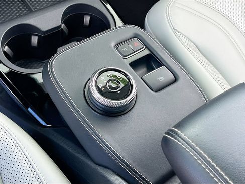 Used 2022 Ford Mustang Mach-E Premium AWD/4WD image 17