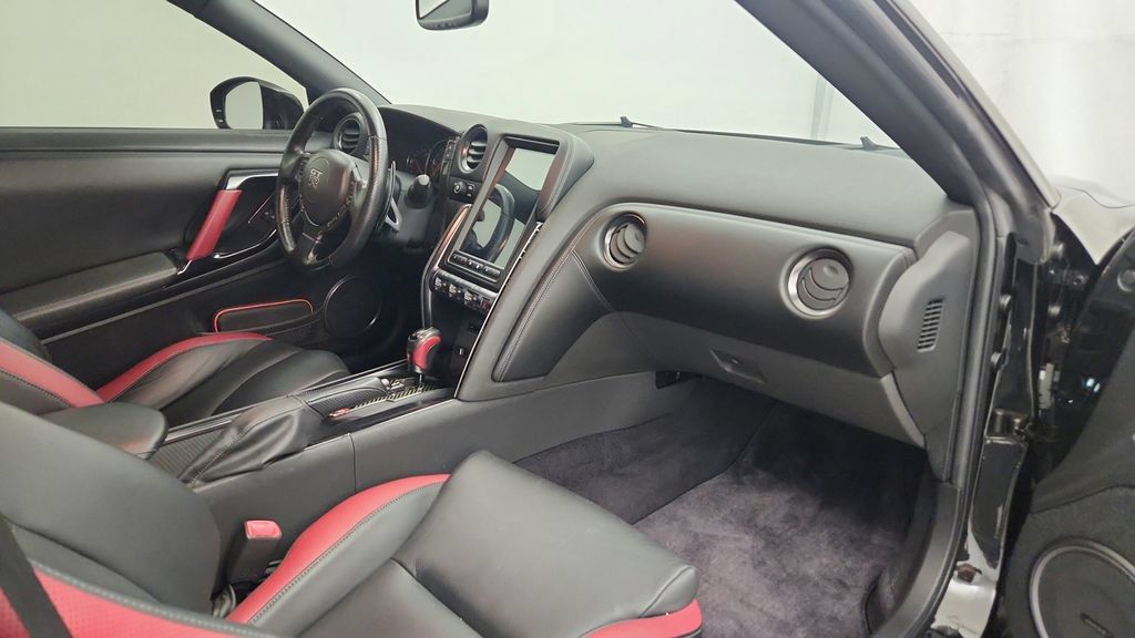 Used 2012 Nissan GT-R Black Edition AWD/4WD image 47