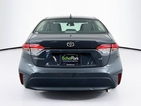 Used 2025 Toyota Corolla LE FWD image 7