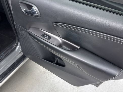 Used 2020 Dodge Journey Crossroad image 37