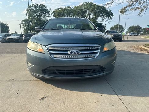 Used 2010 Ford Taurus SEL FWD image 6