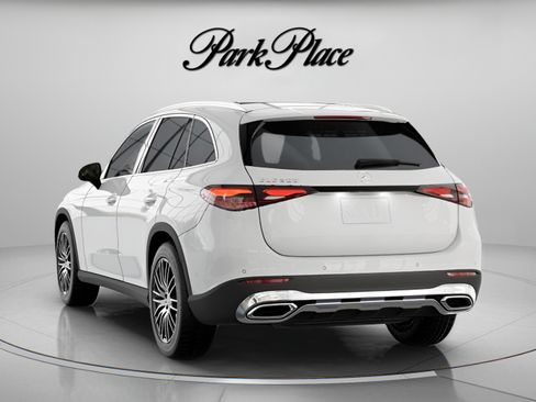 Used 2026 Mercedes-Benz GLC 300 image 17