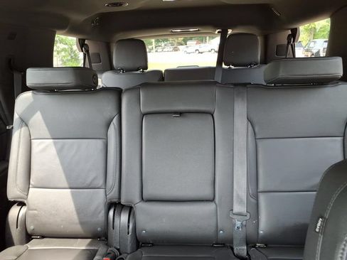 Used 2024 Chevrolet Tahoe LT RWD image 22