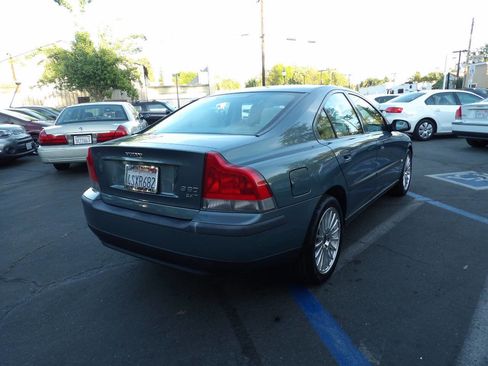 Used 2001 Volvo S60 2.4T image 3