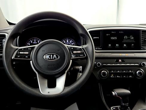 Used 2020 Kia Sportage LX AWD/4WD image 25