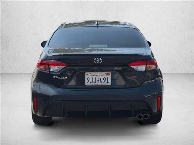 Used 2024 Toyota Corolla SE w/ SE Premium Package FWD image 7
