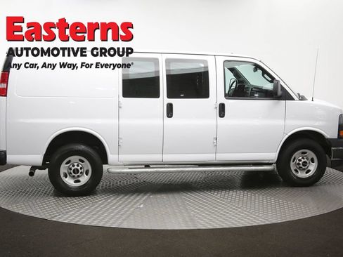 Used 2024 GMC Savana 2500 w/ Driver Convenience Package RWD image 41