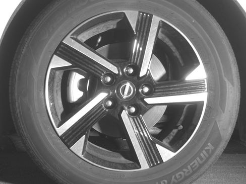 Used 2025 Nissan Sentra SV FWD image 12
