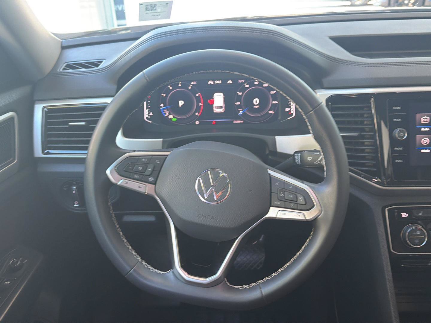 Certified 2023 Volkswagen Atlas SE w/ Panoramic Sunroof Package AWD/4WD image 19