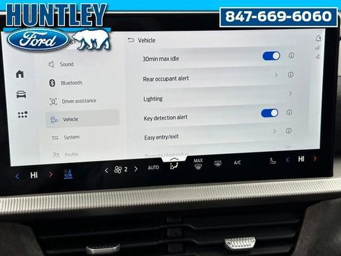 Used 2025 Ford Explorer Platinum w/ Ultimate Package AWD/4WD image 27