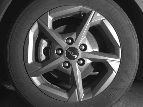Used 2025 Kia K4 FWD image 12