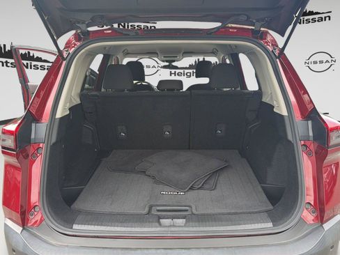 Used 2023 Nissan Rogue S AWD/4WD image 26