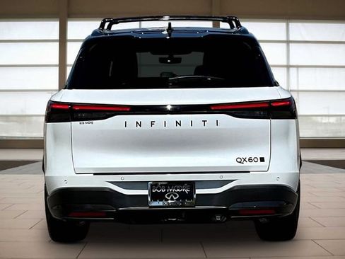 Used 2026 INFINITI QX60 Autograph w/ Dark Cargo Package image 4