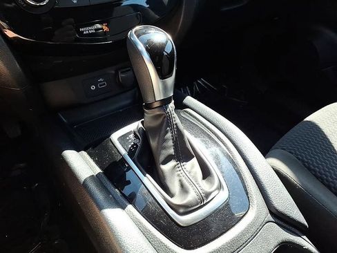 Used 2021 Nissan Rogue Sport S AWD/4WD image 25