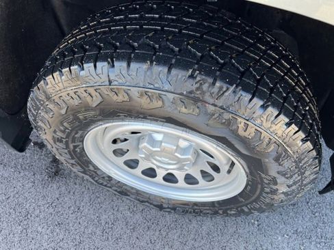 New 2024 Chevrolet Silverado 1500 W/T w/ WT Safety Package image 4