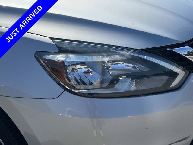 Used 2018 Nissan Sentra SV FWD image 9