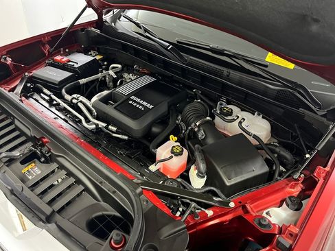 Used 2025 GMC Sierra 1500 SLT w/ SLT Premium Package image 14