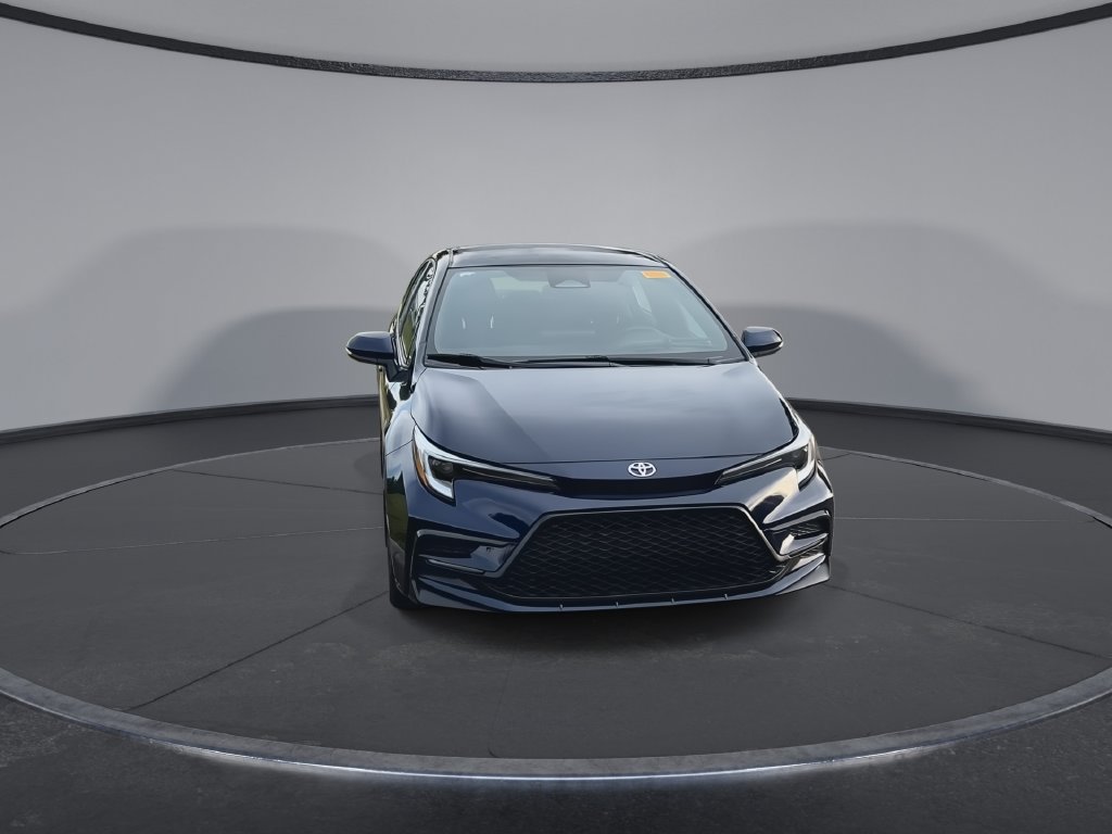 Used 2024 Toyota Corolla SE FWD image 3