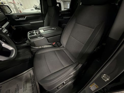 New 2026 GMC Sierra 1500 SLE image 20