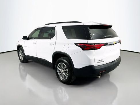 Used 2023 Chevrolet Traverse LT FWD image 5