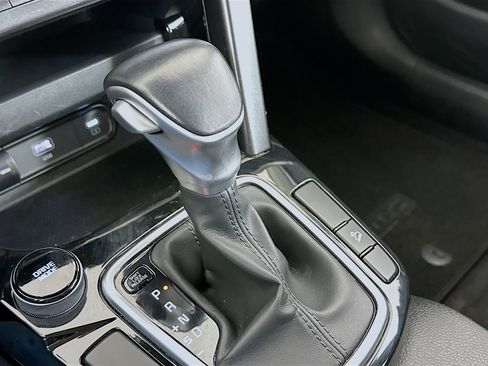 Used 2025 Kia Seltos S image 25