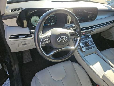 Used 2024 Hyundai Palisade SEL w/ Premium Package image 4