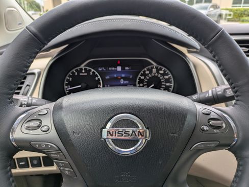 Used 2019 Nissan Murano Platinum FWD image 29