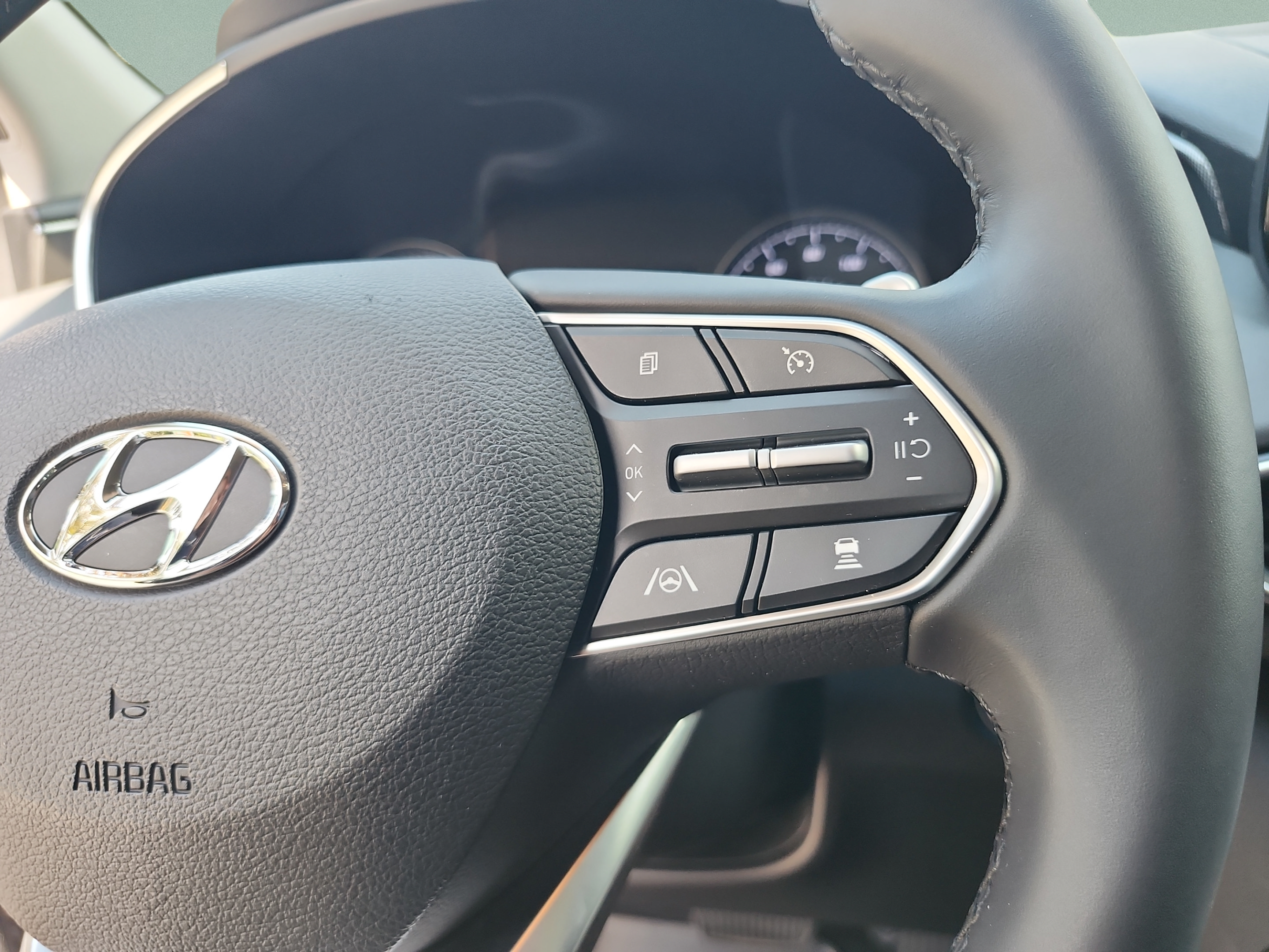 Certified 2023 Hyundai Santa Fe SEL FWD image 29