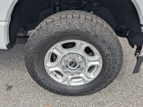 Used 2025 Ford F250 XLT w/ 360-Degree Camera Package image 11