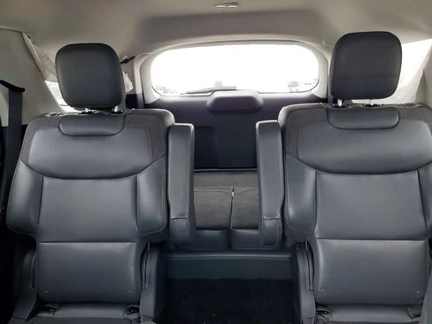 Used 2025 Ford Explorer Active w/ Active Comfort Package RWD image 10