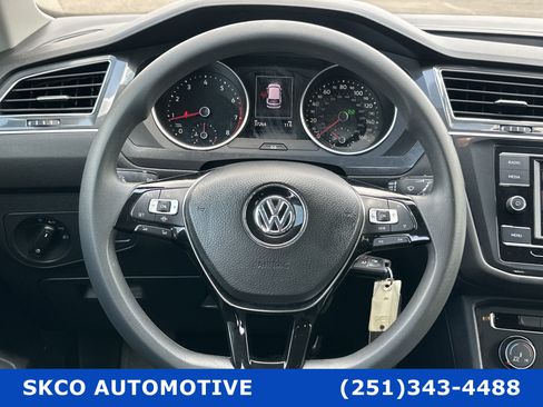 Used 2020 Volkswagen Tiguan S image 18