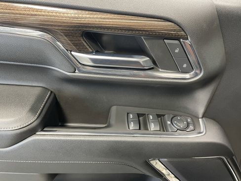 Used 2024 Chevrolet Silverado 1500 LT image 19