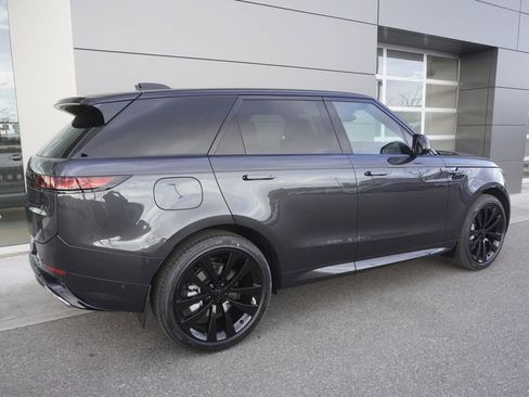 New 2026 Land Rover Range Rover Sport Dynamic SE image 4