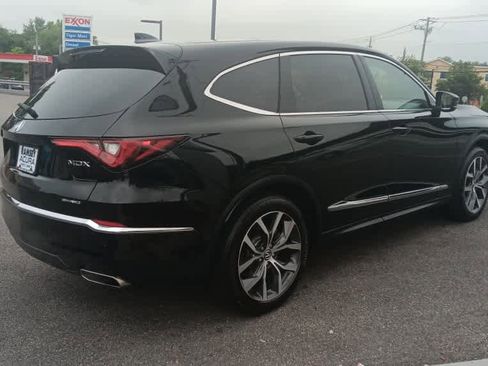 Used 2023 Acura MDX SH-AWD w/ Technology Package image 5