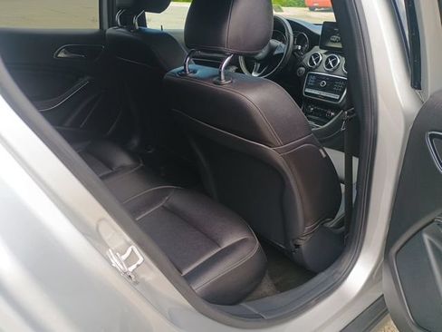 Used 2018 Mercedes-Benz GLA 250 4MATIC image 15