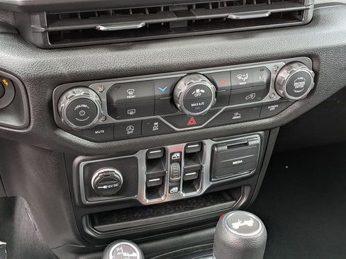 New 2026 Jeep Wrangler Sport AWD/4WD image 21