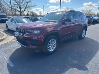 Used 2023 Jeep Grand Cherokee Laredo w/ Luxury Tech Group I video 1