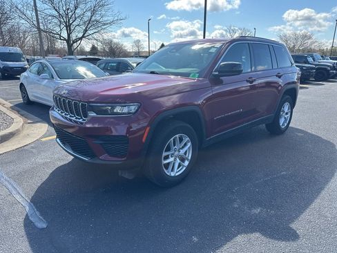 Used 2023 Jeep Grand Cherokee Laredo w/ Luxury Tech Group I image 1