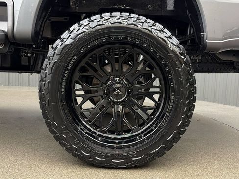 Used 2026 Ford F250 Platinum AWD/4WD image 12