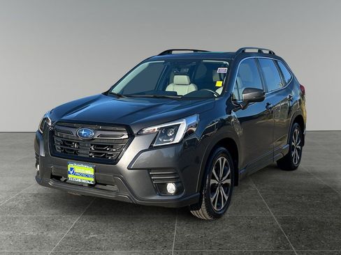 Used 2023 Subaru Forester Limited image 3