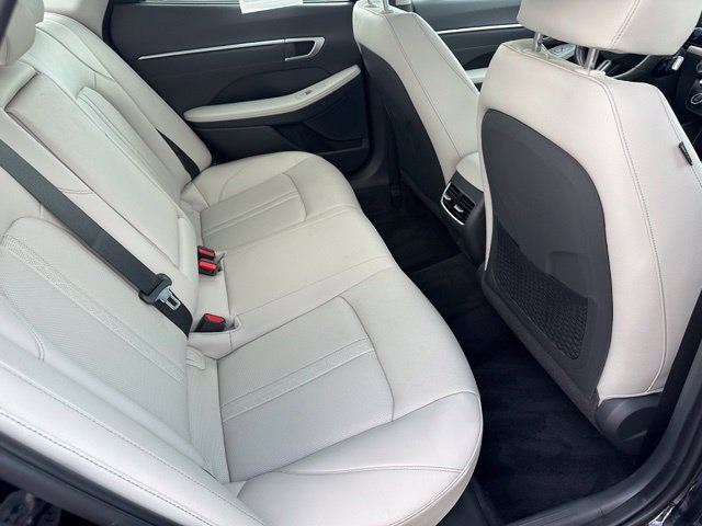 Used 2025 Hyundai Sonata Limited FWD image 11