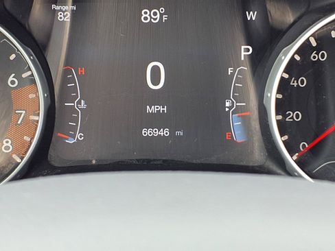 Used 2018 Jeep Compass Limited AWD/4WD image 16