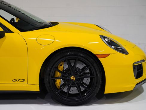 Used 2019 Porsche 911 Carrera GTS RWD image 26