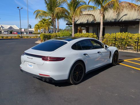 Used 2018 Porsche Panamera 4S w/ Premium Package Plus image 6