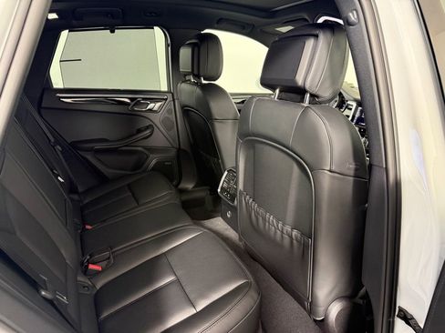 New 2026 Porsche Macan AWD/4WD image 17