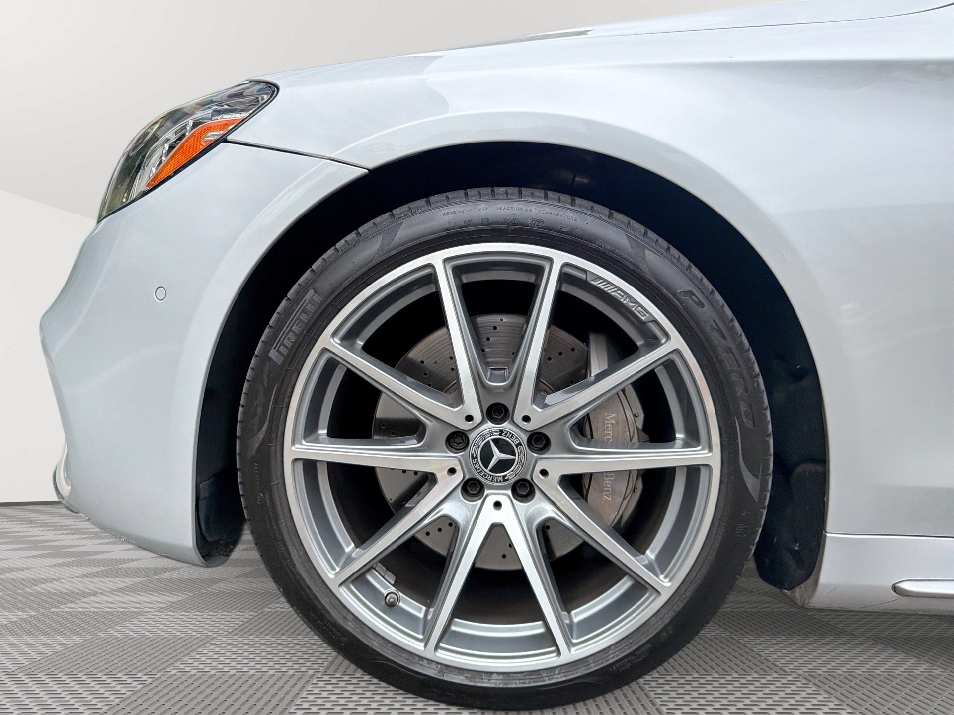 Used 2018 Mercedes-Benz S 560 4MATIC Sedan image 29