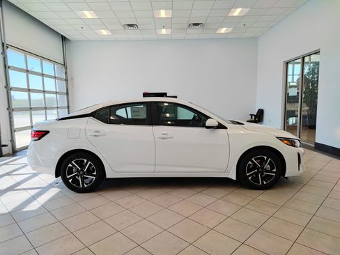 New 2025 Nissan Sentra SV w/ All-Weather Package FWD image 2