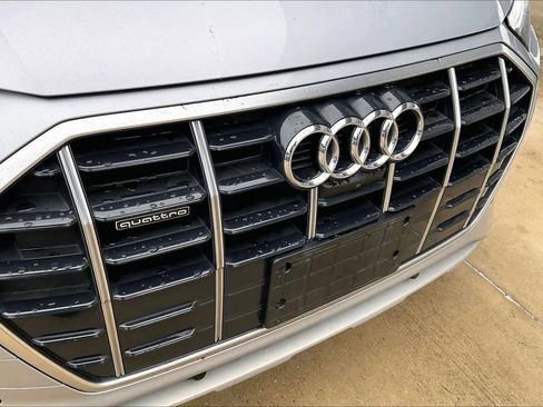 Used 2021 Audi Q5 Premium Plus w/ Premium Plus Package image 26