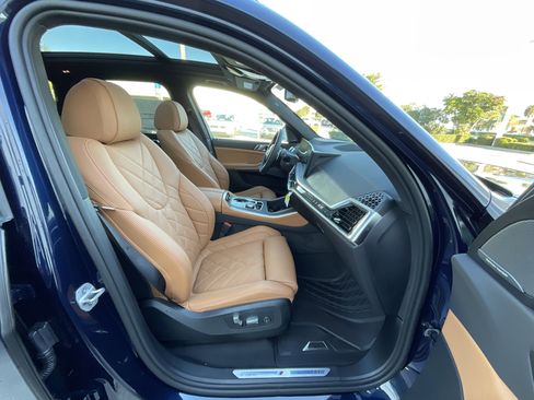 New 2026 BMW X5 sDrive40i w/ M Sport Package image 22
